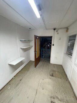Stavební buňka se schodištěm - 3