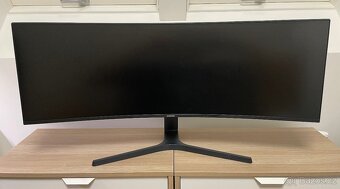 43" Samsung 43CJ89 + držák - 3