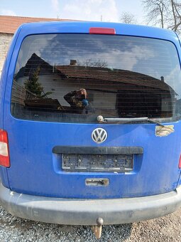VW Touran 1.9TDI 77kw BXE prodám dily - 3