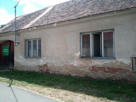 Rodinný dům + velký stavební pozemek Božice - 3
