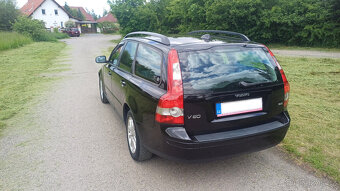Volvo V50 1.6D 80KW Zachovalé a Spolehlivé Auto - 3