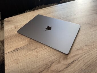Macbook AIR m2 15" - 3