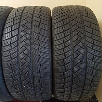 VREDESTEIN dvourozměrné 255/40R21 + 265/40R21 - 3
