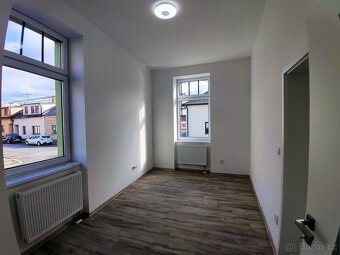 Pronájem zděného bytu 2+1 v OV, Svitavy - 3