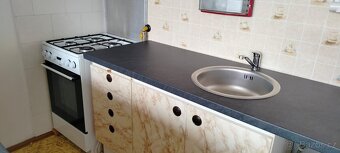 Prodej bytu 1+1, 35 m² - 3