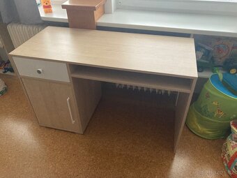 Psací stůl - 3