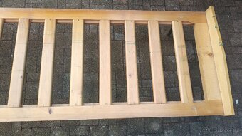 Starou dřevěnou postel - 3