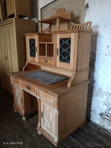 Starožitný psací stůl - 3