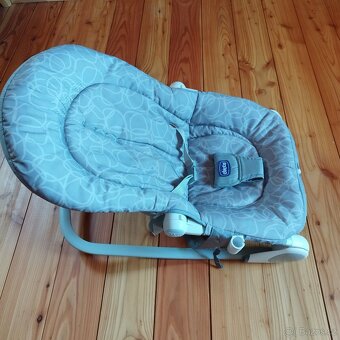 Dětské houpací křeslo - 3