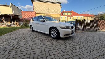 Bmw e91 318D LCI touring - 3