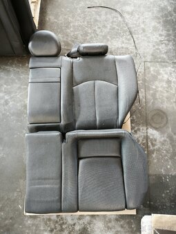 Sedačky Mercedes W211 - 3