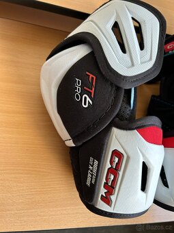 CCM FT6 Pro lokty - 3