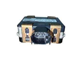 ACC radar čidlo 3QF907561 VW Golf 7 facelift r.v. 2018 - 3