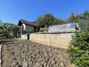 Zahrada se zděnou chatou, 392m2, Domažlice - 3