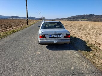Mercedes-Benz W124 250D - 3