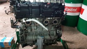 Motor BMW 2.0D B47C20B poškozený - 3