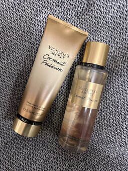 Tělové spreje a tělové krémy Victoria's Secret - 3