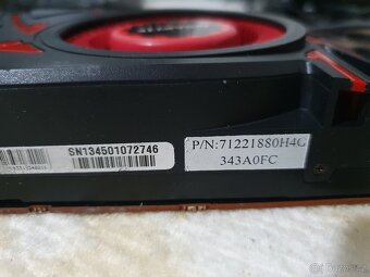 Vadná AMD Radeon R9 290 4GB GDDR5 512-bit - 3
