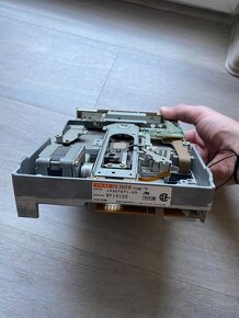 Disketová mechanika 5,25 - 3