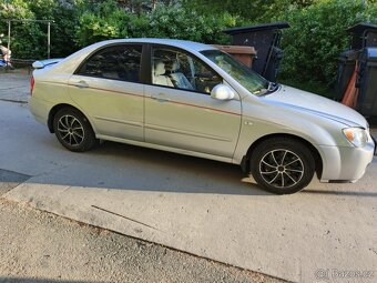 Kia Cerato 1.6 77kw 2004 - 3