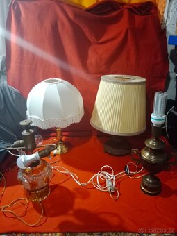 Lampy na svícení 4 ks + 1 stínidlo není vyfocené - 3