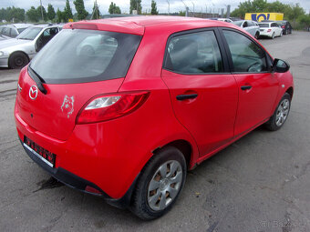 Mazda 2 DE - 3