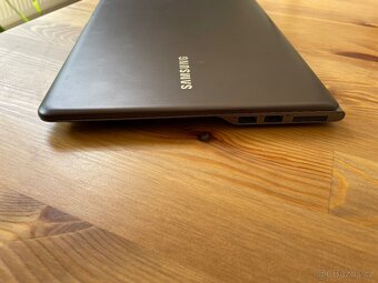 Samsung NP530U3C Netestovan - 3