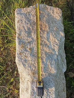 Kamenný sloupek - 3