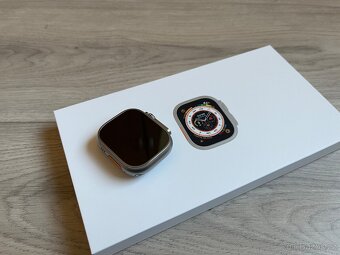 Apple Watch Ultra 2 49mm - 3