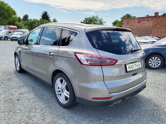 FORD S-MAX 2.0 TDCi 132kW VIGNALE 7-míst - 3