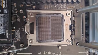 ASUS ROG STRIX B650-A GAMING WIFI - 3