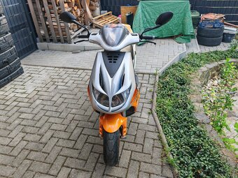 Španělský skútr Derbi Predator 50ka - 3