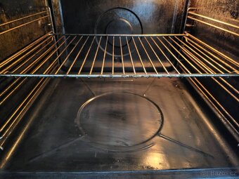 kuchyňský sporák Zanussi s deskou ze sklokeramiky, elektrick - 3