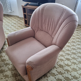 starší nábytek - 3