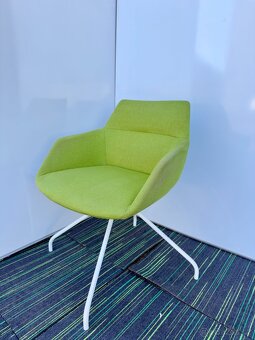 Nevyužité židle - 3