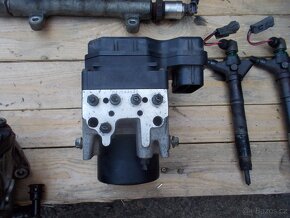 Náhradní díly Rav4 - 2.2D 130kw (06-10) - (č.2) - 3