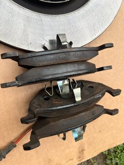 zánovní přední + zadní brzdy na škodu octavii 1 - 3