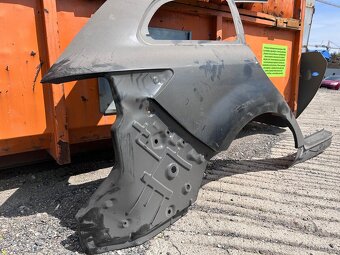 Pravá bočnice Mazda 6 - 3