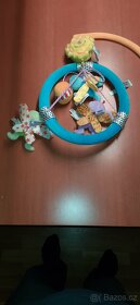 TAF TOYS kolotoč na postýlku - 3
