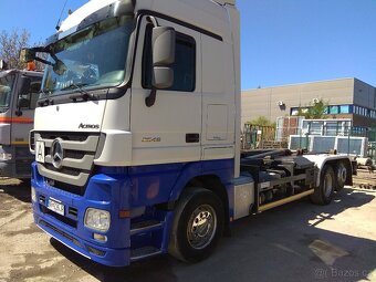 Hákový nosič kontajnerů MERCEDES ACTROS 2546 - 3