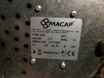 Mlýnek na kávu Macap M5D - 3