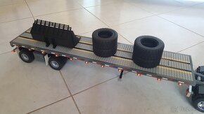 LEGO Scania T143M [SBrick] + flatbed trailer - 3