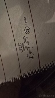 Zadní okno Audi A8 D3 - 3