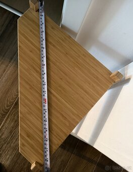 Police do koupelny - 3