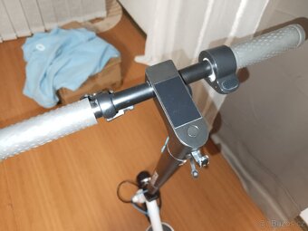 Elektrická Koloběžka Bluetouch 250 - 3