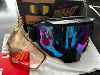 LEATT Velocity 4.5 Iriz V23 Goggles (2023) - 3