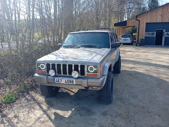 Jeep Cherokee XJ - 3