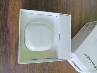 Samsung galaxy buds FE - 3
