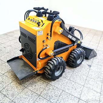 Prodám novy Kolový nakladač GORILA GW-380 - 3