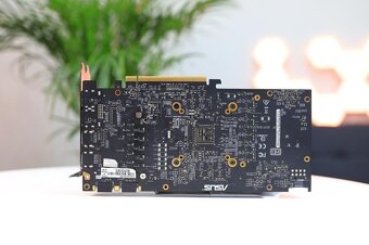 ASUS DUAL GeForce GTX 1070 8GB - 3